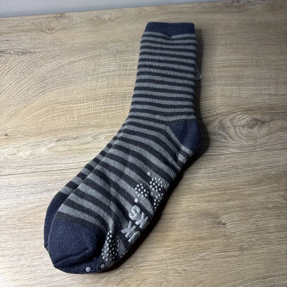 MUK LUKS Cozy Lined Socks Gray Striped One‎ Size Fits Most Lounge Comfy